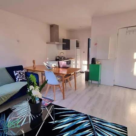 Poppy-ideally Located, Next Station,gd Palais&city Lilla